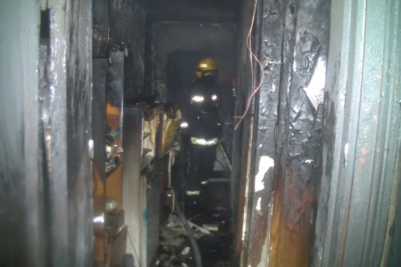В Харькове горела многоэтажка, погибла женщина