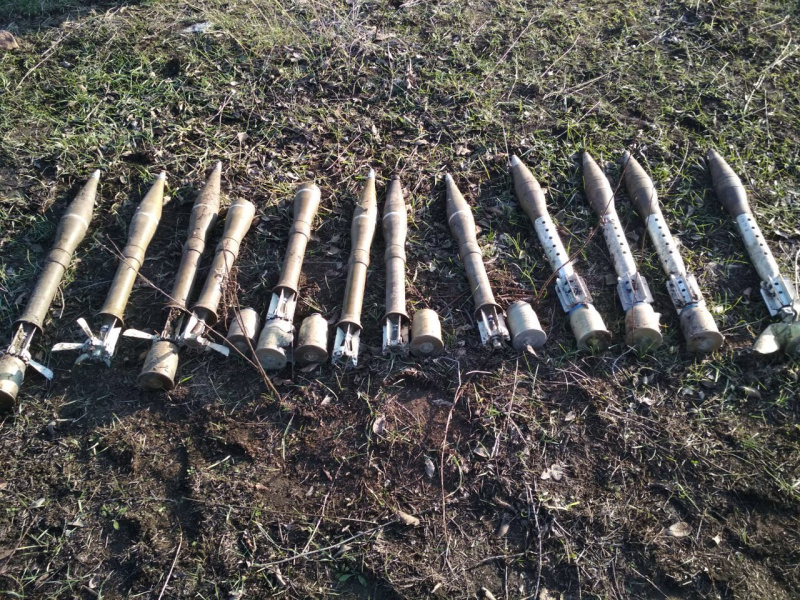 На Донбассе найден тайник с российскими боеприпасами