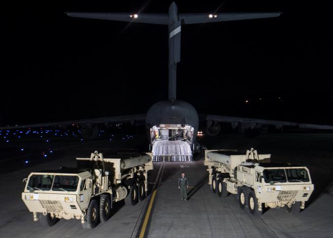 Противоракетная система THAAD в Южной Корее — кадры доставки компонентов
