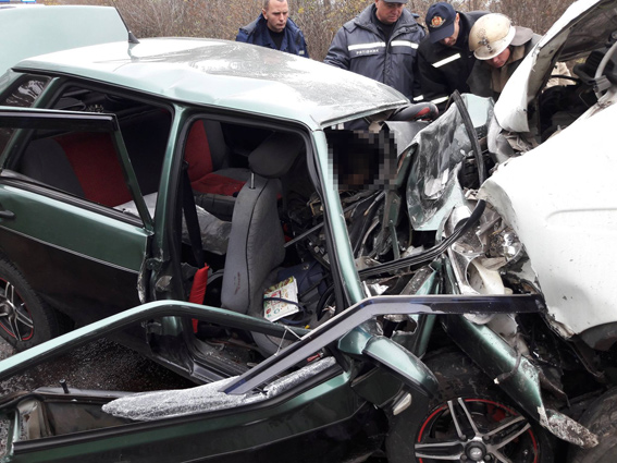 У Житомирській області зіткнулися два автомобіля, є загиблий