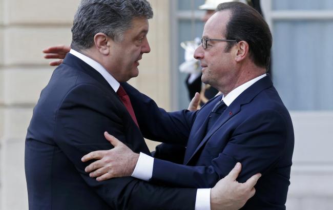 Порошенко обговорив з Олландом залучення миротворців до врегулювання конфлікту на Донбасі