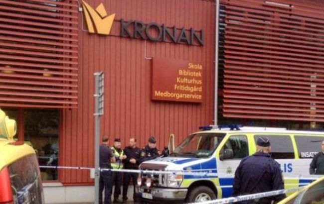В Швеции мужчина, вооруженный мечом, напал на школу: есть жертвы