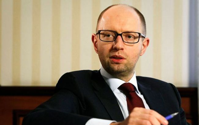 Яценюк доручив скасувати продаж 5% акцій ОПЗ на біржі