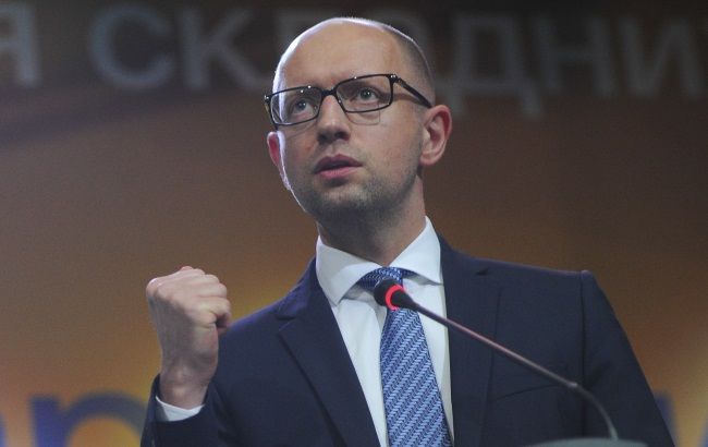 Премьер Яценюк предложил вывести госкомпании из-под подчинения министерств