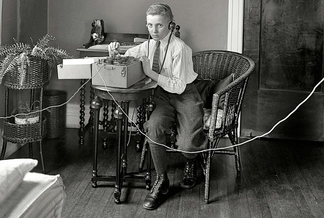 18 квтіня1846 року запатентований телеграфний апарат