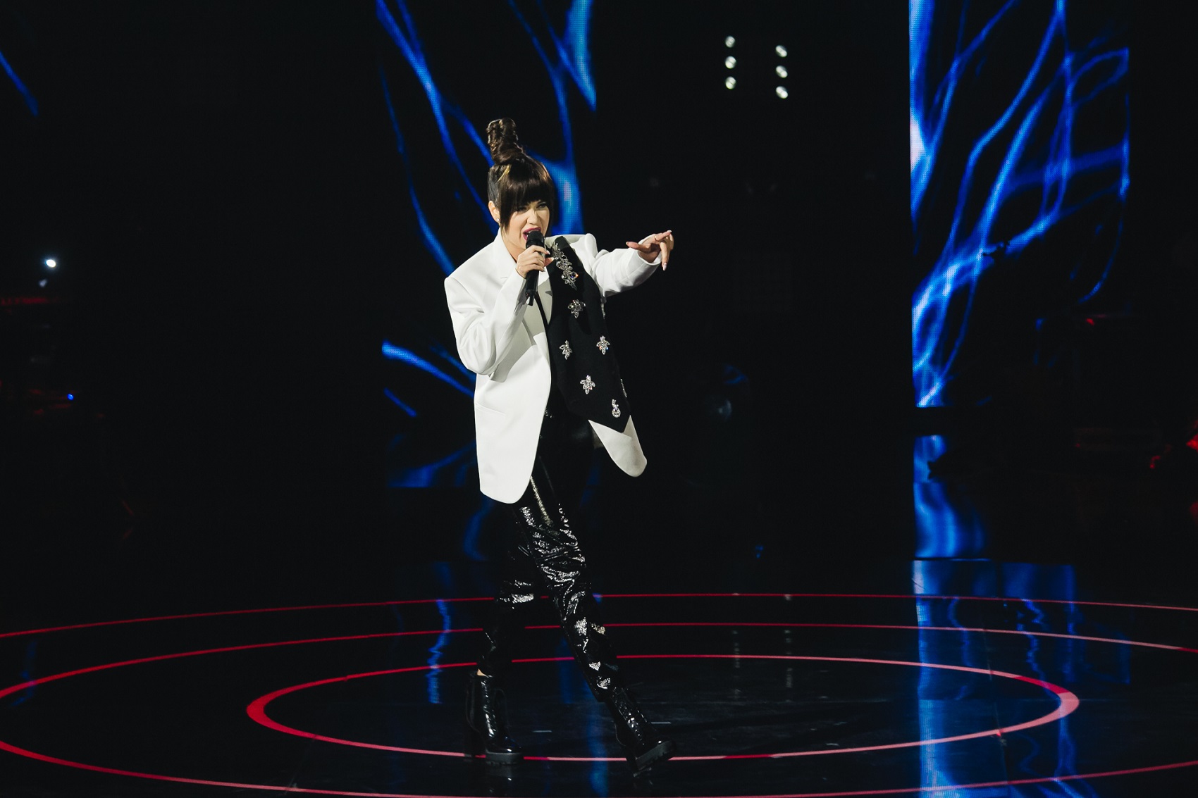 Шоу Голос країни-10 сообщает о переносе прямых эфиров