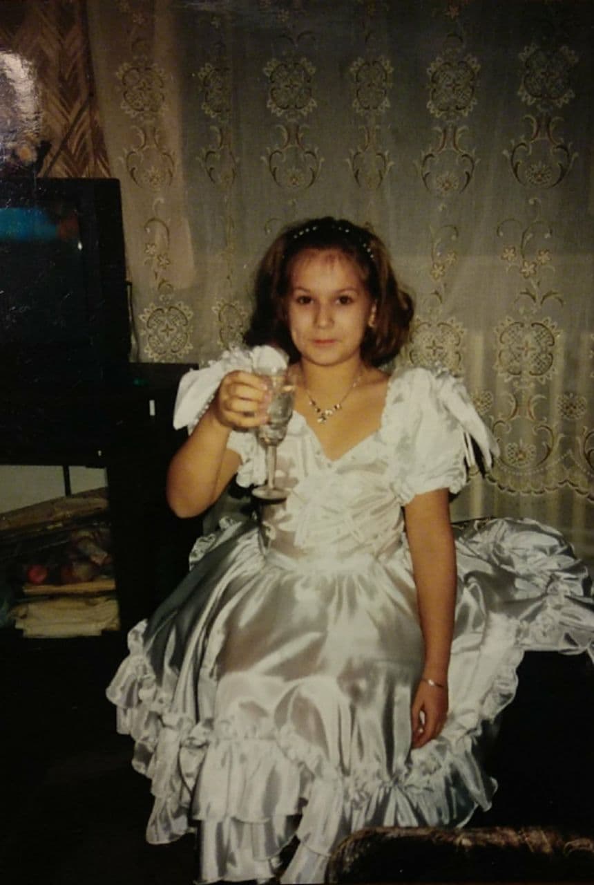 Понизили до Сніжинки: Олена Кравець та актриси "Жіночого Кварталу" показали, кого грали в дитинстві (унікальні фото)