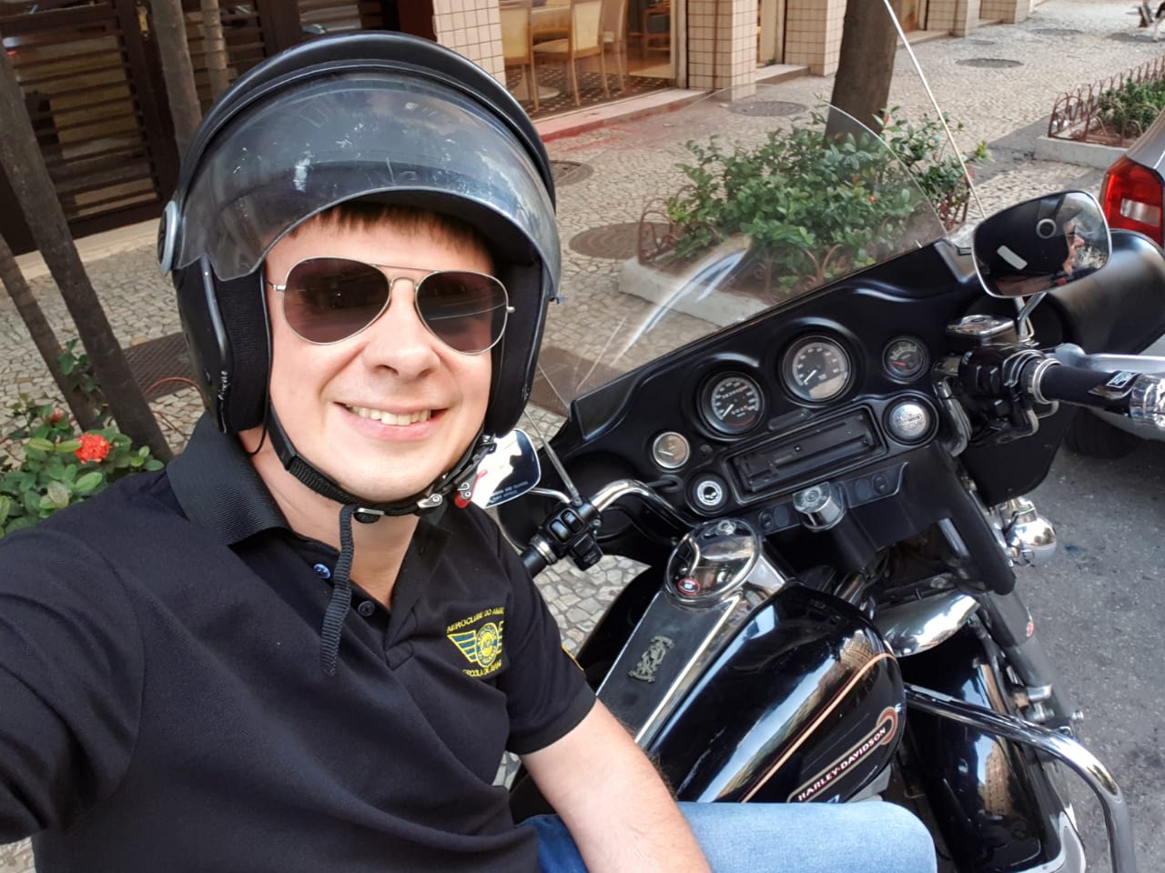 &quot;Світ навиворіт&quot;: Комарів буде готувати черв'яків і стане &quot;копом&quot; в Бразилії