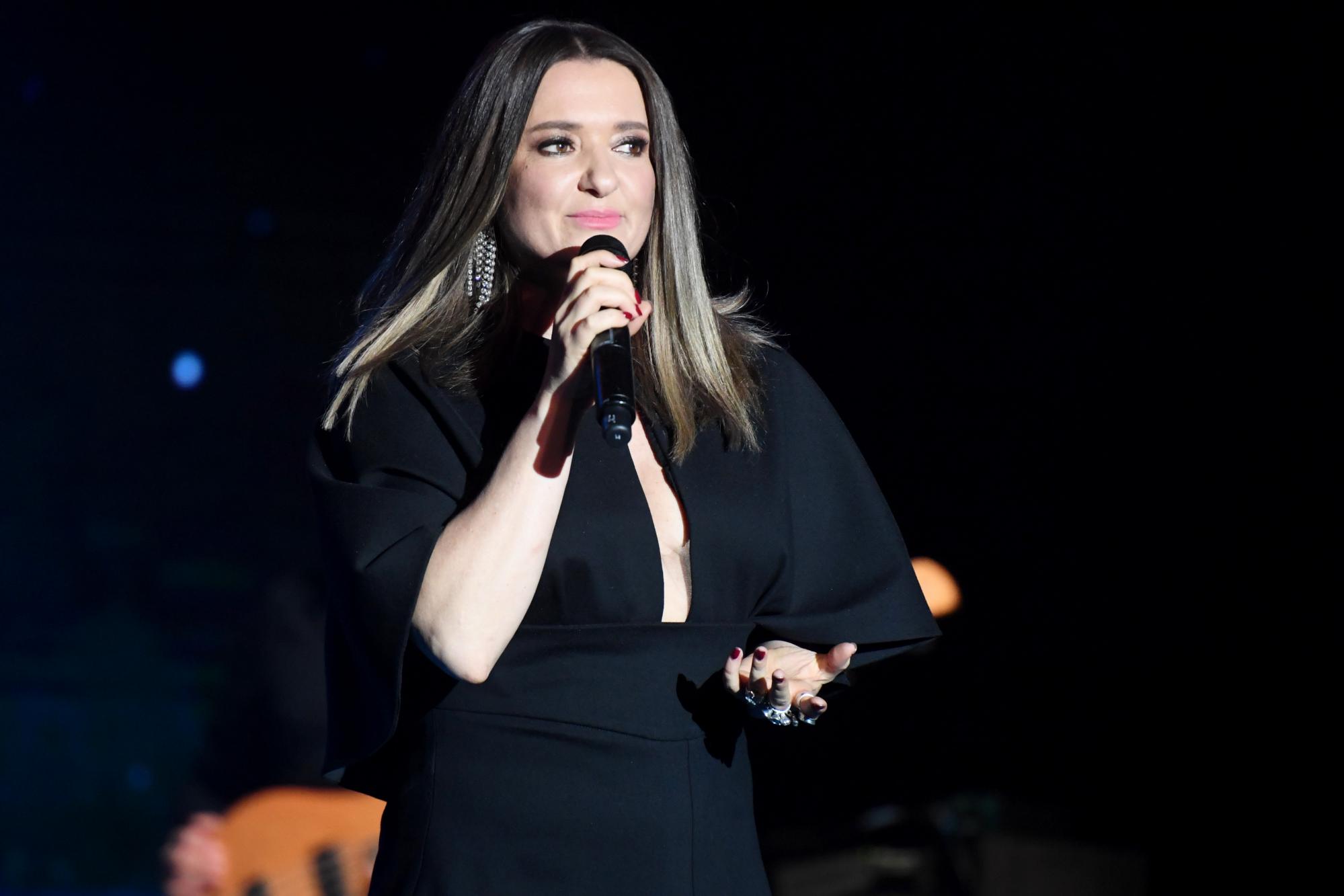 Українські зірки зібрали 150 000 гривень на спасіння від руйнації будинку Миколи Леонтовича