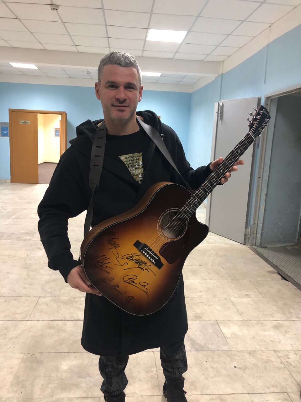 Стрибок у минуле: Тоня Матвієнко та Арсен Мірзоян познайомились з учасниками гурту Scorpions