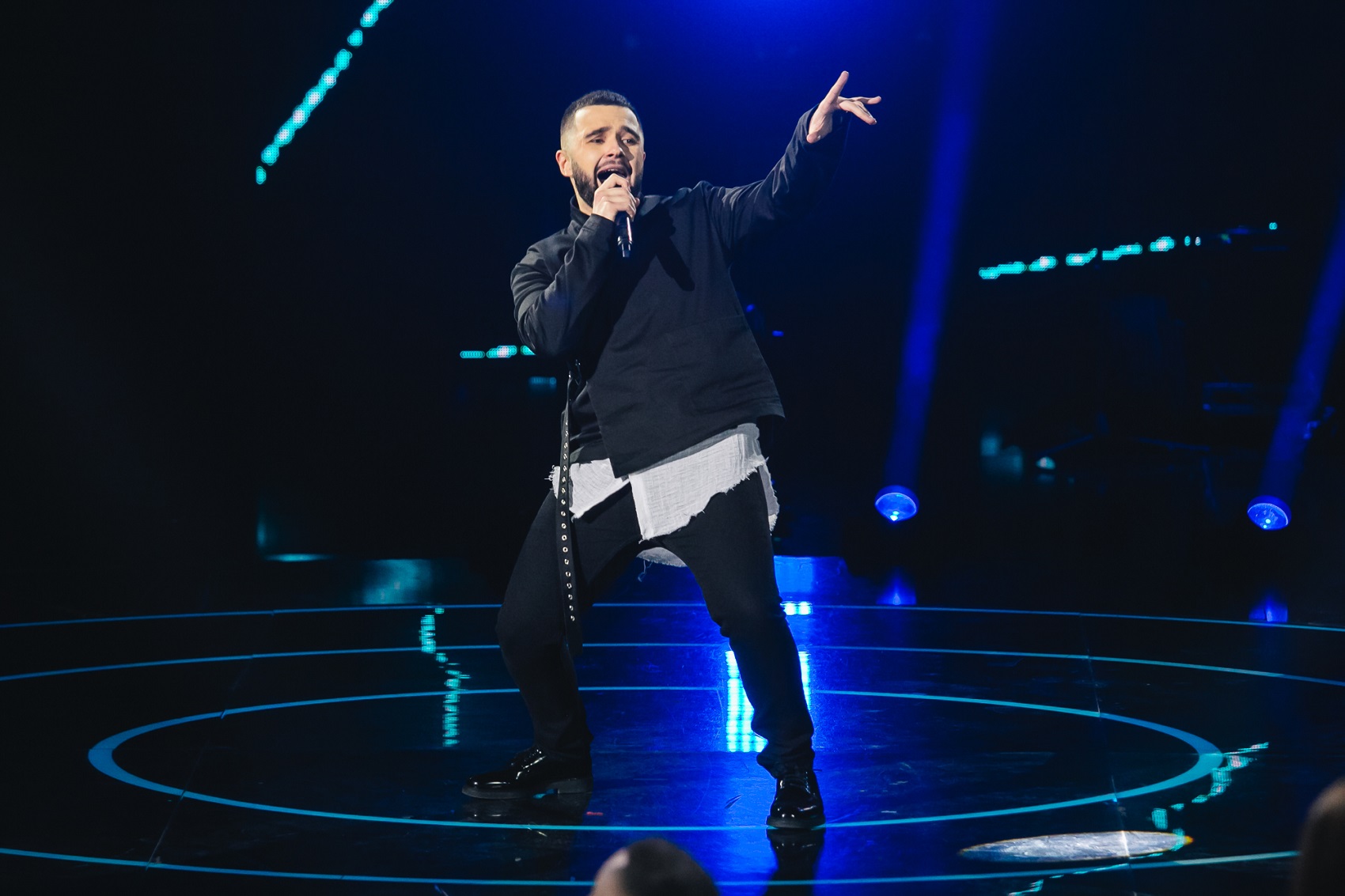 Шоу Голос країни-10 сообщает о переносе прямых эфиров