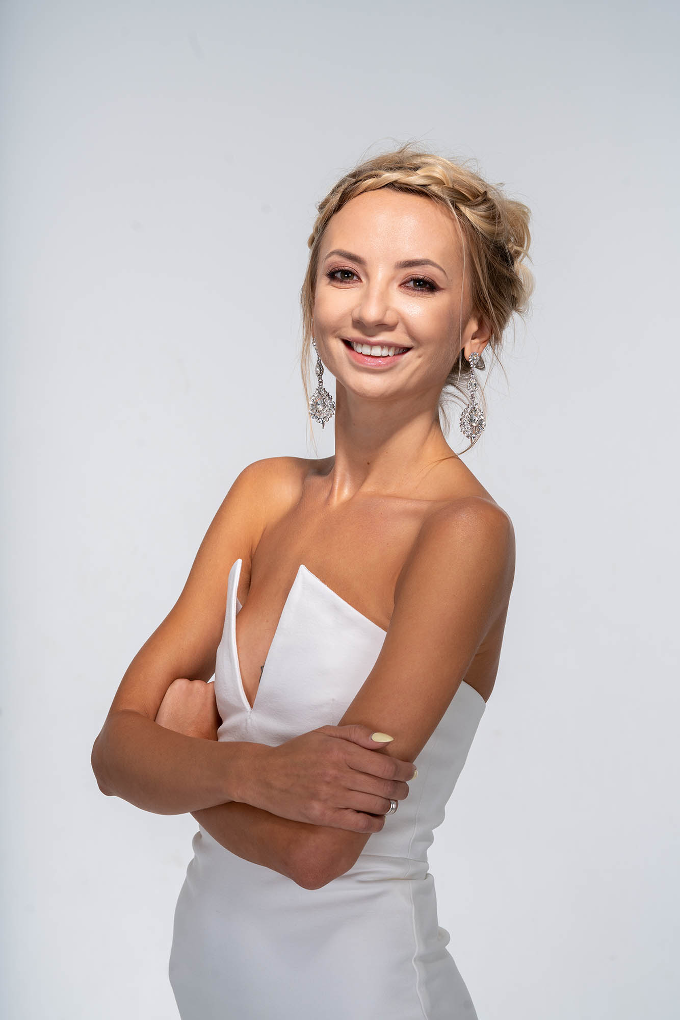 Понизили до Сніжинки: Олена Кравець та актриси "Жіночого Кварталу" показали, кого грали в дитинстві (унікальні фото)