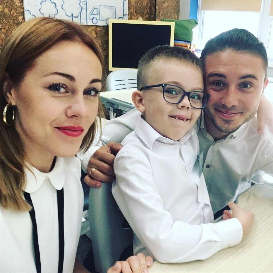 Різатдінова, Тополя, Матвієнко та інші зірки згадали про особливі обійми в житті