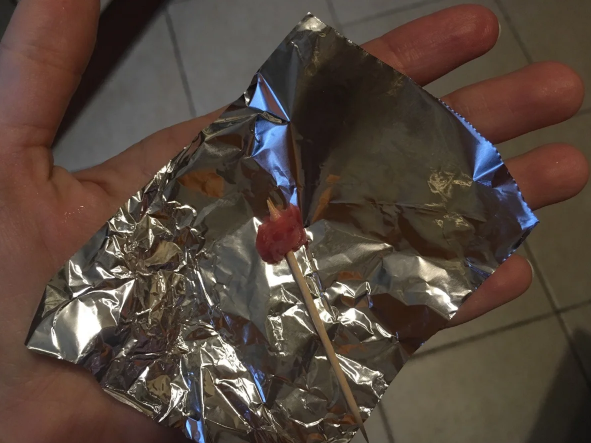 Як відрізнити натуральне м'ясо від накачаного хімією за 30 секунд: простий спосіб