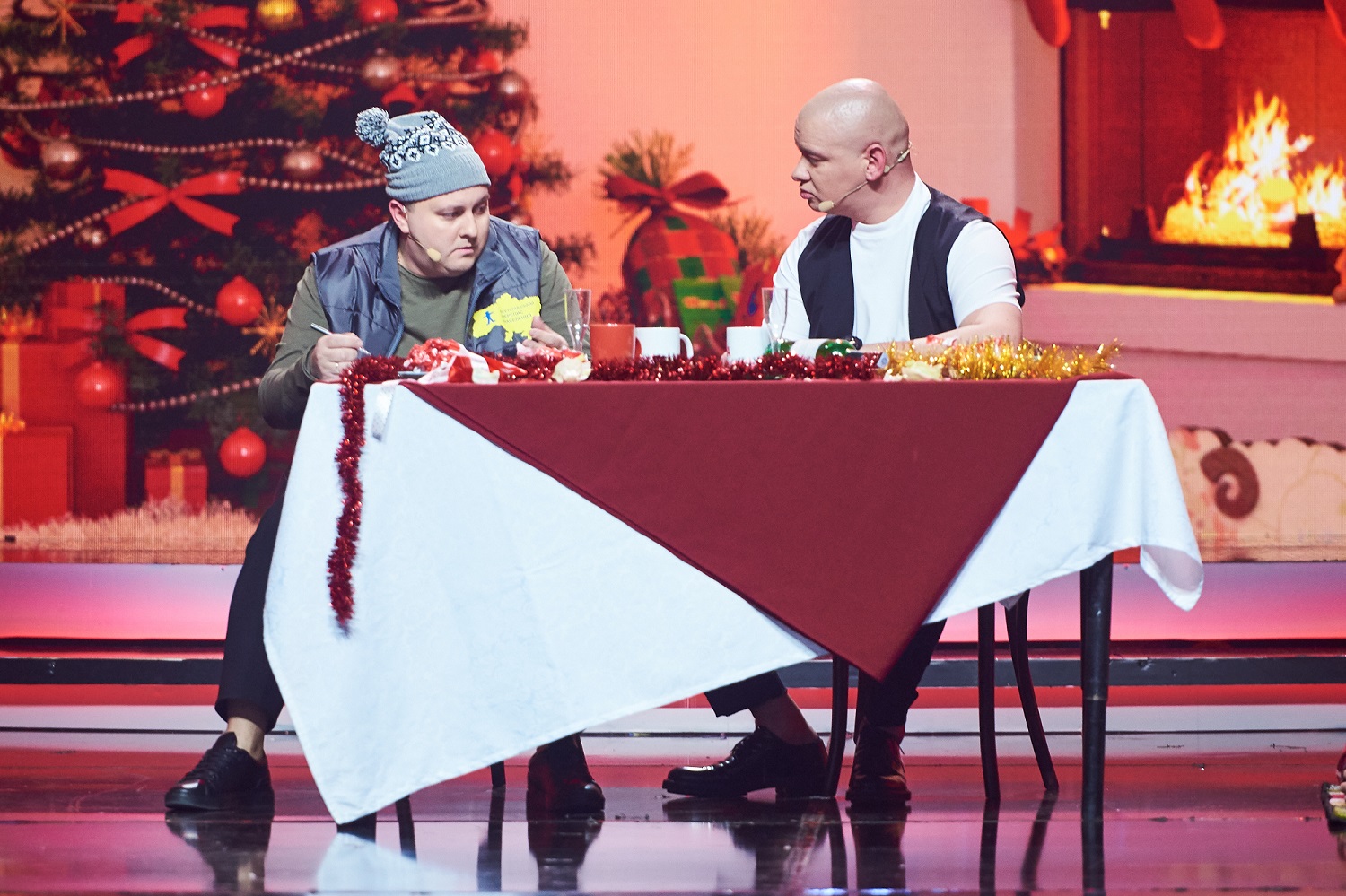 Александр Усик и Евгений Кошевой будут бороться за сердце Елены Кравец в новогоднюю ночь