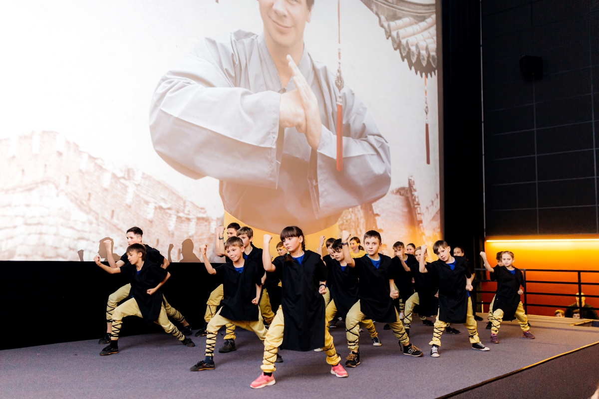 Жизни без него не представляю: Дмитрий Комаров "подцепил" в Китае полезную привычку