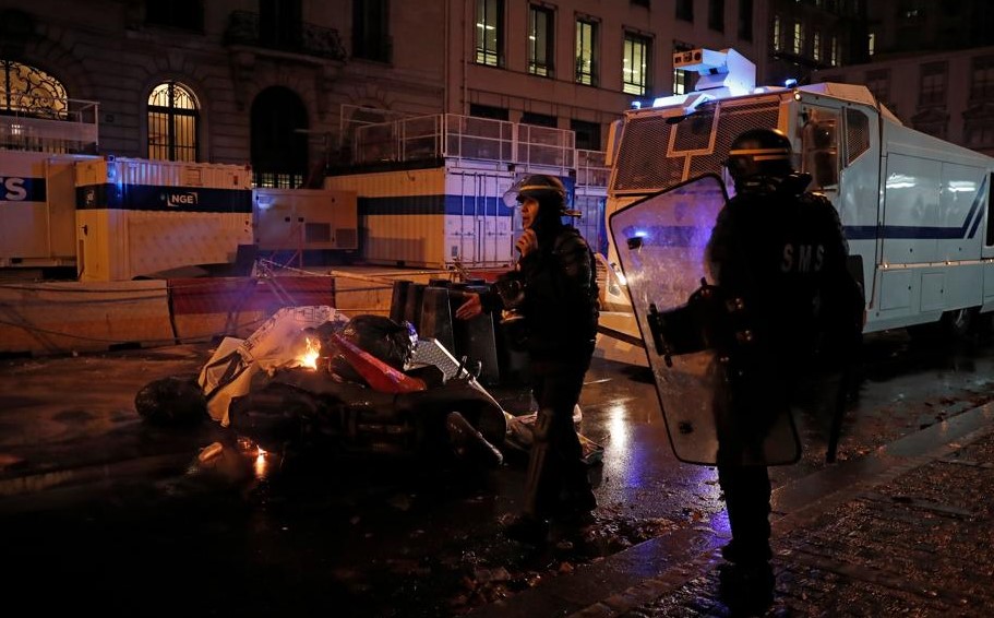 Протести в Парижі: кількість постраждалих збільшилася до 60 осіб