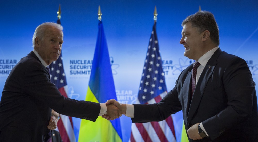 Украина получит дополнительную финансовую помощь при условии формирования нового правительства