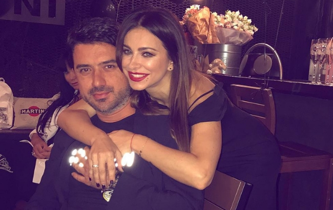 Вона не може без тебе: Мурата благають повернутися до Ані Лорак