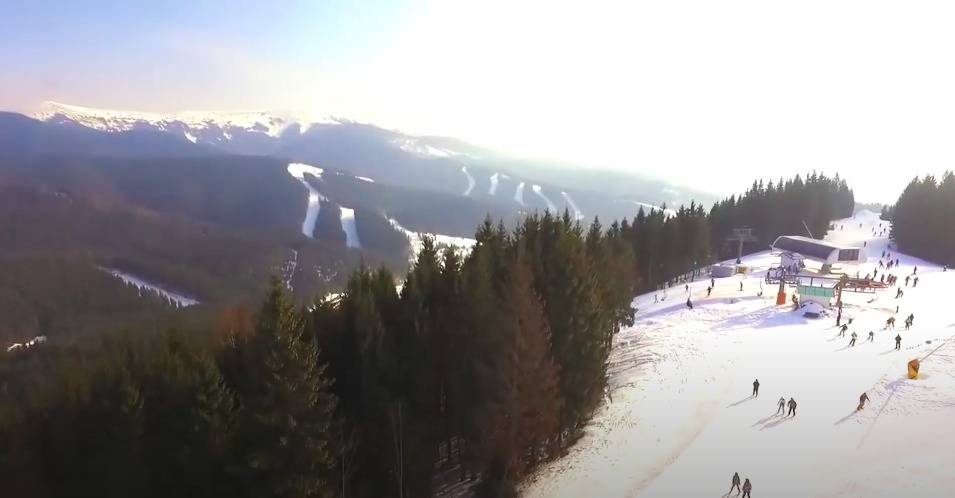 Ціни вже європейські: чим відрізняється відпочинок в Буковелі від елітного Куршевеля