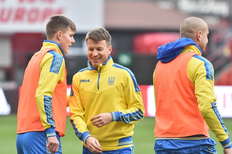 Украина - Япония: онлайн трансляция (счет 2:1)