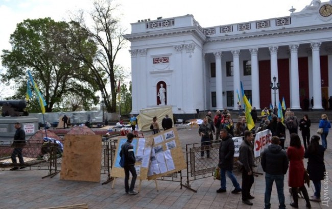 Новини України за 26 квітня: заборона Меджлісу і 30-річчя Чорнобиля