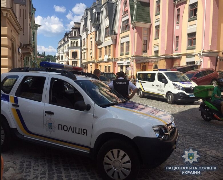 В Киеве женщина умерла на приеме у стоматолога, полиция открыла производство