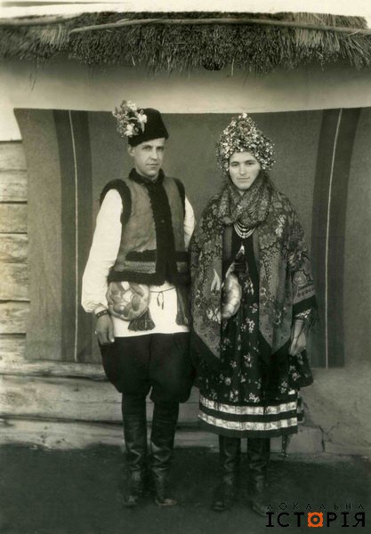 Подивіться унікальні фото весіль із сімейних альбомів українців: яскраво і колоритно