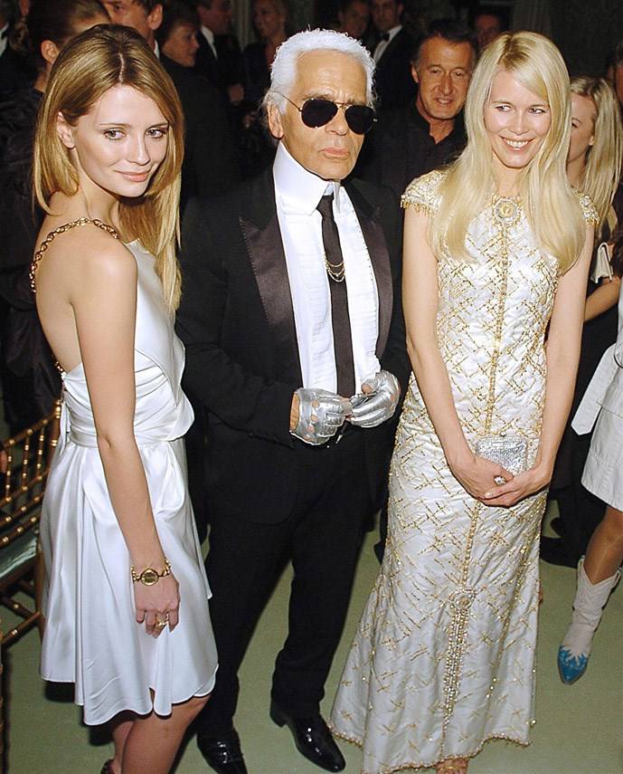 Звездный кутюрье: знаменитости в культовых нарядах от Карла Лагерфельда