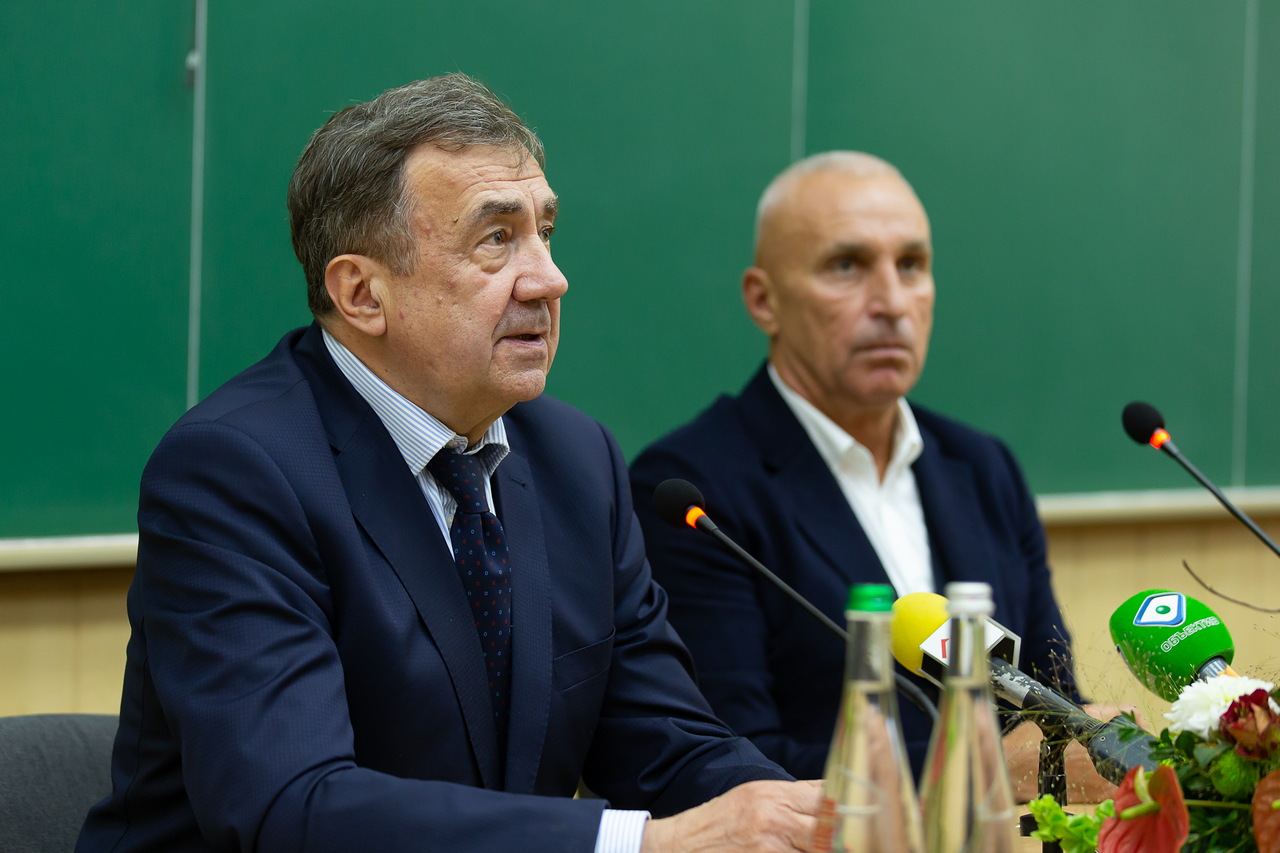 Ярославский встретился со студентами харьковских университетов