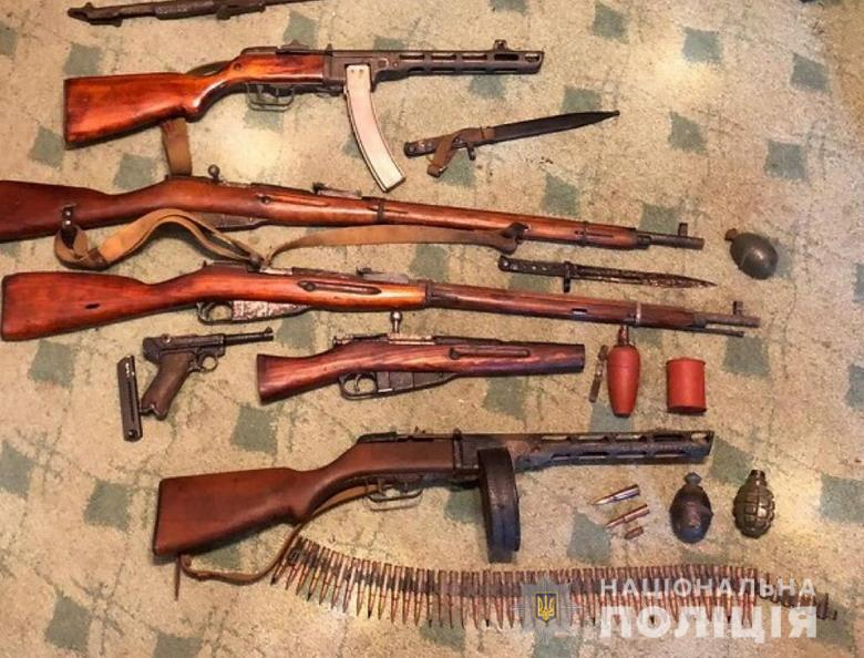 Крищенко: операція &quot;Зброя та вибухівка&quot; триває, вилучено десятки одиниць вогнепалу