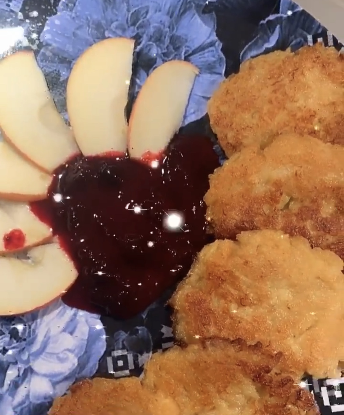 Яблочно-банановые оладьи: сладкий рецепт без сахара от Леси Никитюк