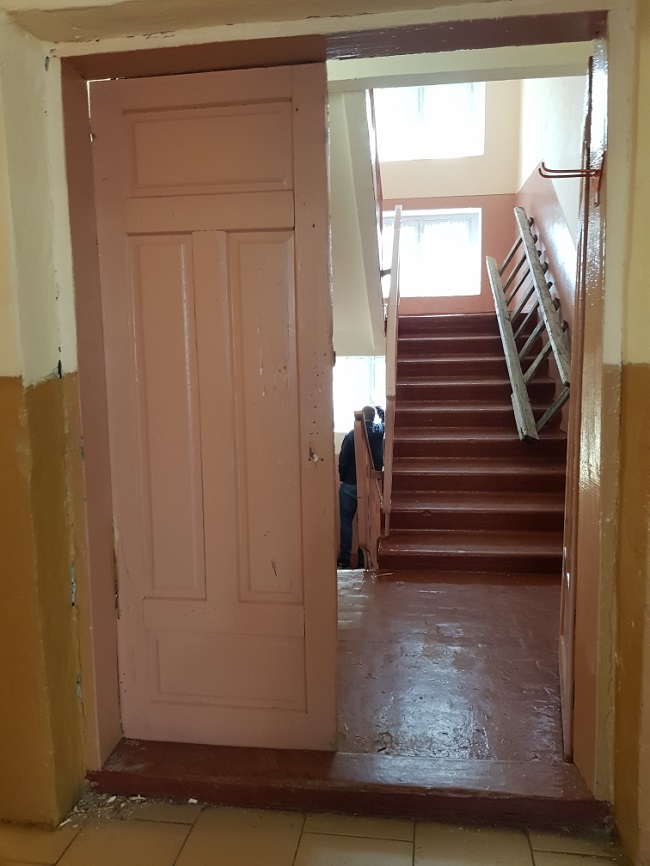 Вонь, тараканы и холод: украинцев на обсервации заставляют выживать