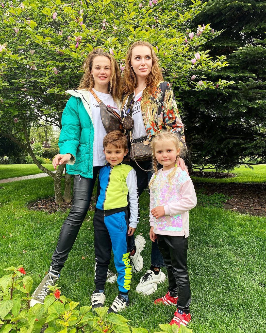 Вирвалися на свободу: Слава з НеАнгелів показала дітям світ "особливої розкоші і багатства"