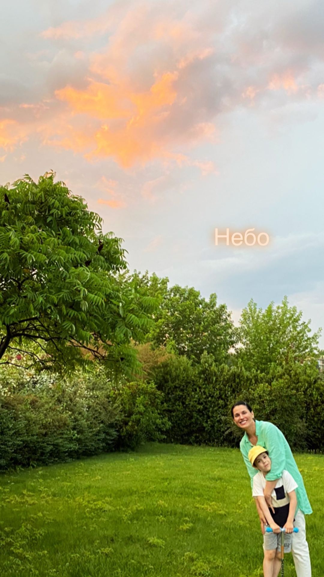 Одне ціле: Маша Єфросиніна замилувала мережу абсолютним щастям в компанії коханих чоловіків