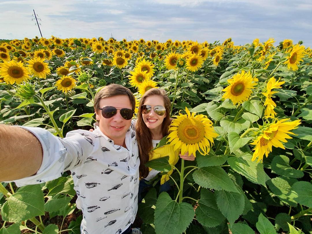 Дмитрий Комаров рассказал о подарке супруге на годовщину брака и совместном карантине