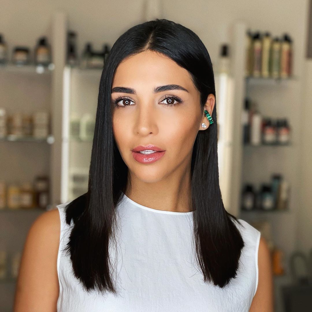 Нас никто этому не учил: Санта Димопулос рассказала, как полюбить себя