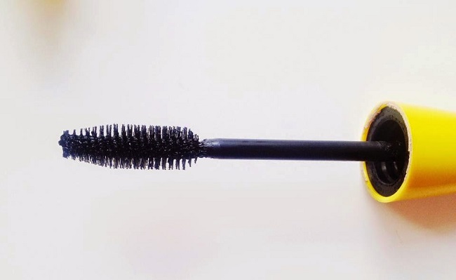 Пензлик для додання віям об'єму