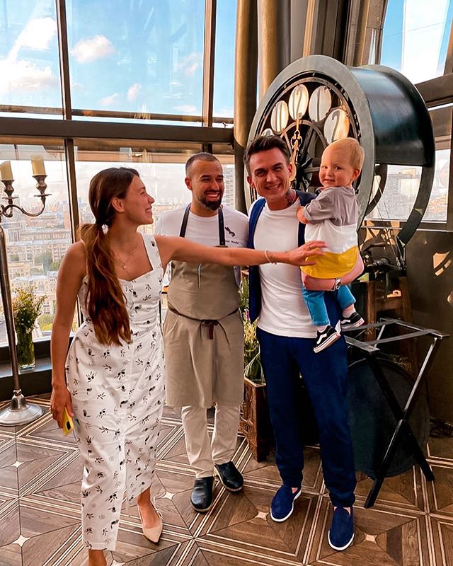 Найщасливіша людина: Топалов зворушив сімейним кадром з Тодоренко і підрослим синочком