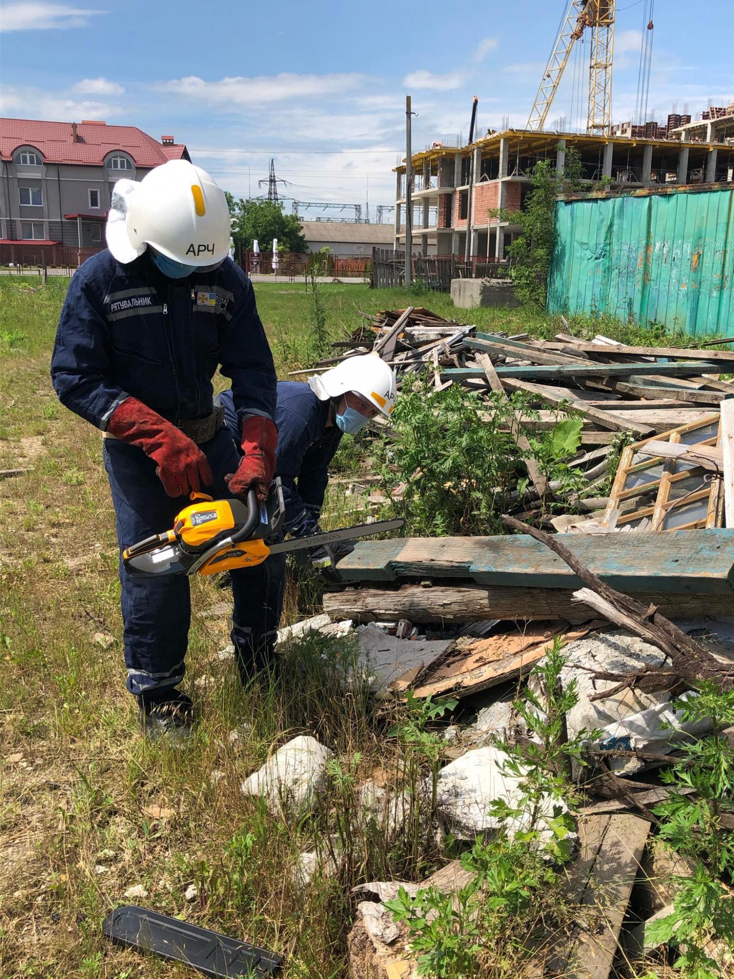 Потопи на заході України: що відомо на поточний момент (фото і відео)