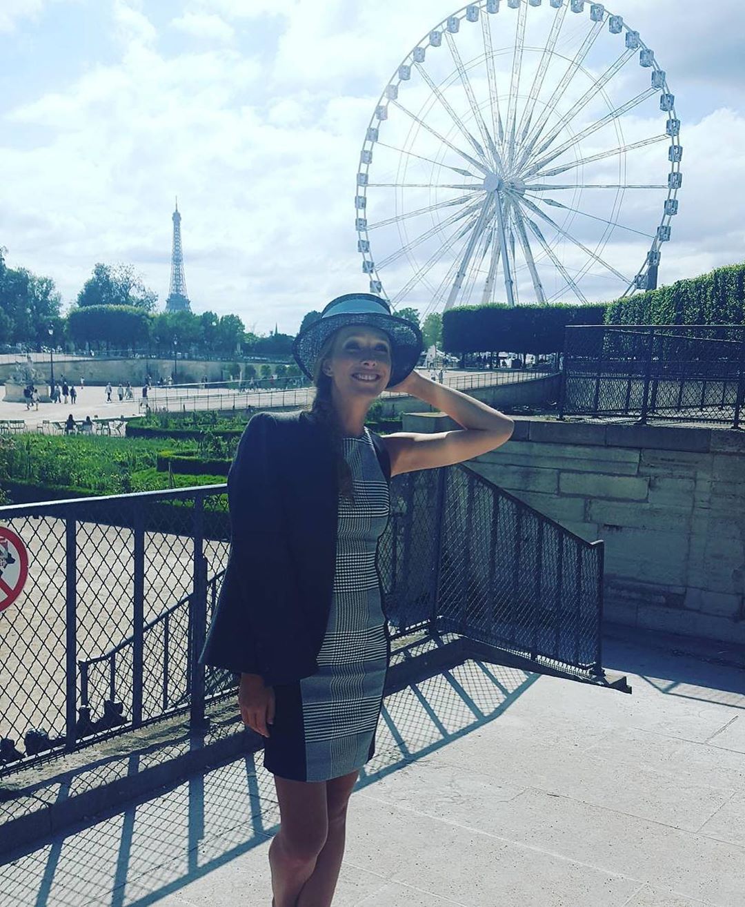 Красотка-парижанка: Катя Осадчая поделилась яркими французскими воспоминаниями