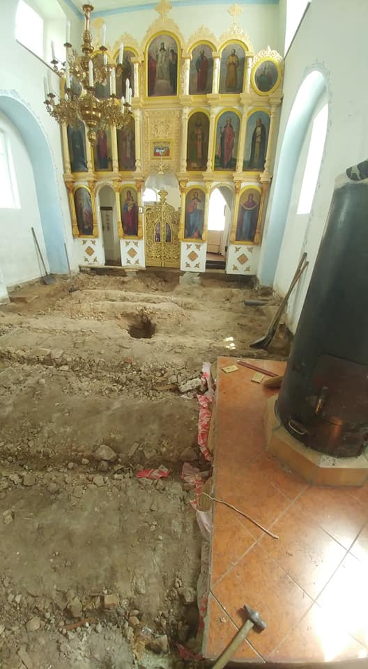 Под Сумами обнаружили страшную находку в древней церкви: хотели сделать ремонт