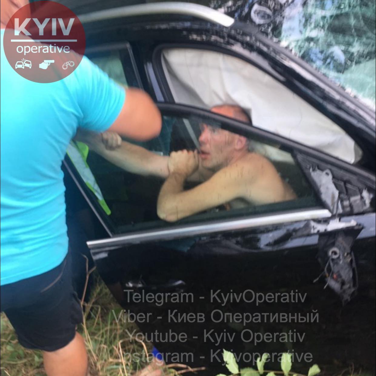 П'яний водій Mercedes влаштував масштабну ДТП під Києвом: загинули діти з батьками