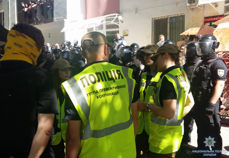 Поліція затримала 3 учасників конфлікту в Одесі
