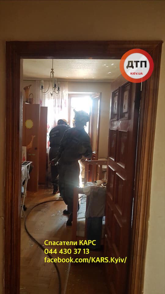 Вибух багатоповерхівки у Києві: з'явилися фото зсередини будинку