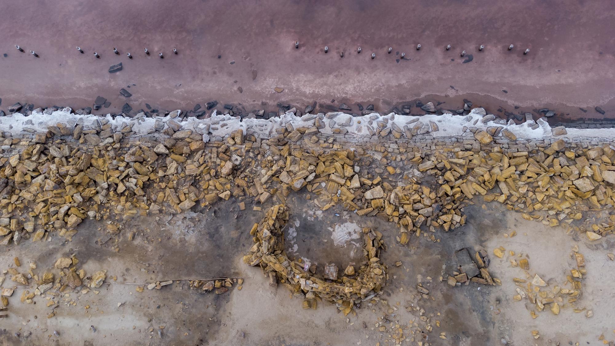 В Украине нашли "марсианские пейзажи": в эти фото сложно поверить