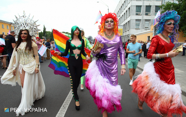 "Наша традиция – это свобода": как в Киеве прошел Марш равенства (фоторепортаж)