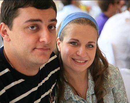 Коломойський вперше став дідусем: дочка олігарха народила двійню