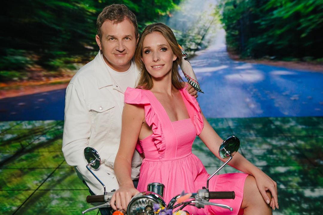 Такие милые: Юрий Горбунов растрогал сеть нежным фото с Катей Осадчей