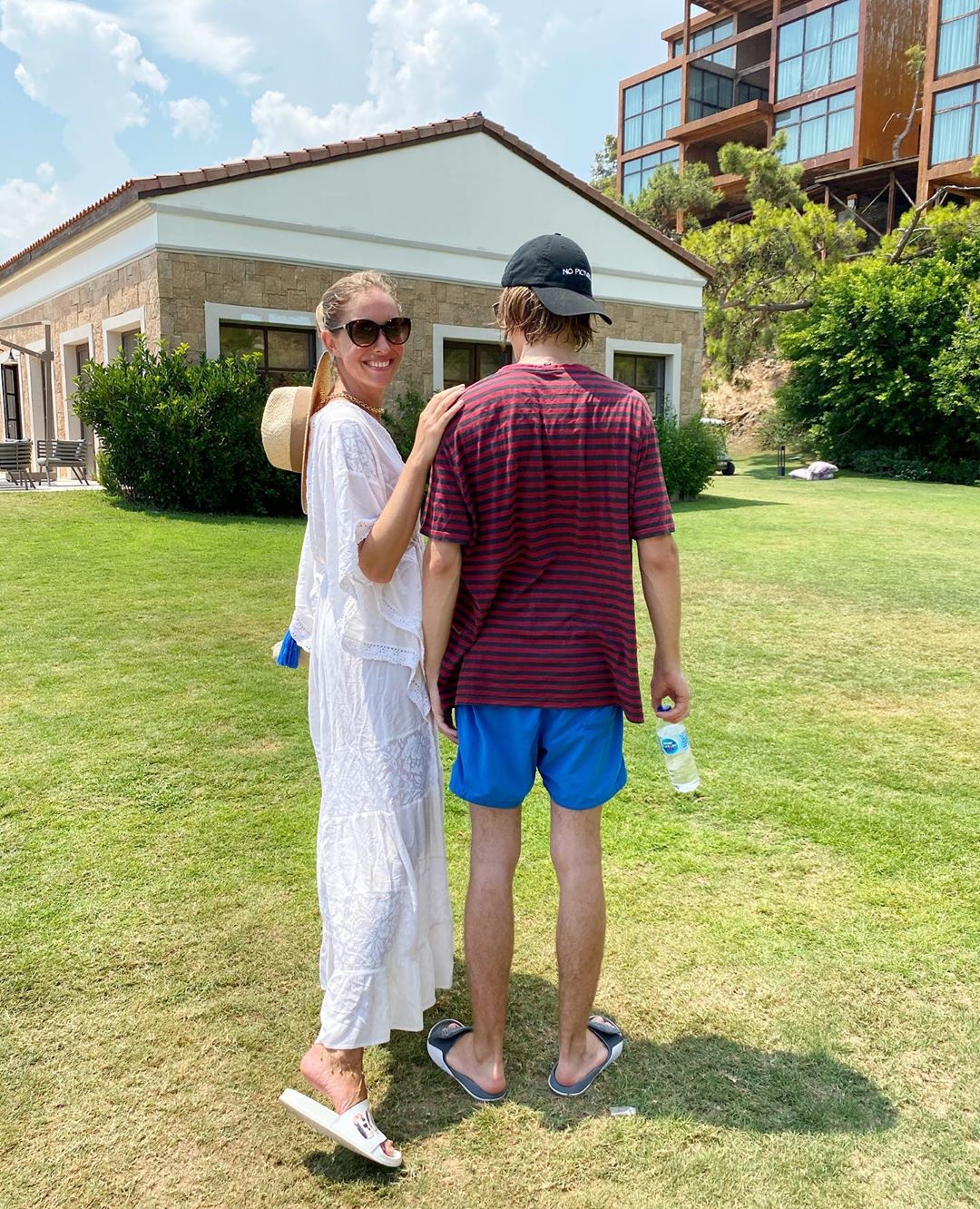 Уже выше мамы: Катя Осадчая очаровала сеть редким фото со старшим сыном